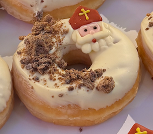 Sinterklaas donut